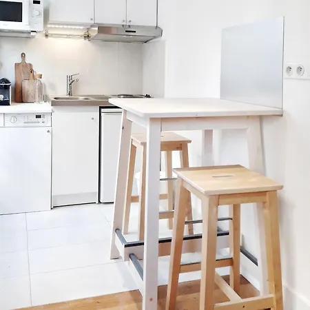 Haussmann Apartment *